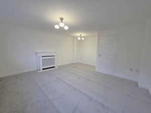 Lounge- click for photo gallery